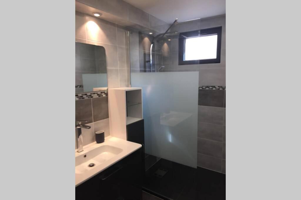 Ideal - Plage, Jardin & Jacuzzi, Proche Et Thalasso - 1 A 6 Personnes Apartment Saint-Malo